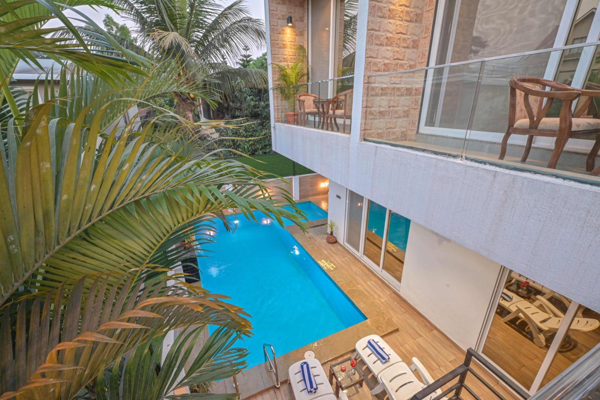 Elegant Villa By Tropicana Stays Lonavala Esterno foto