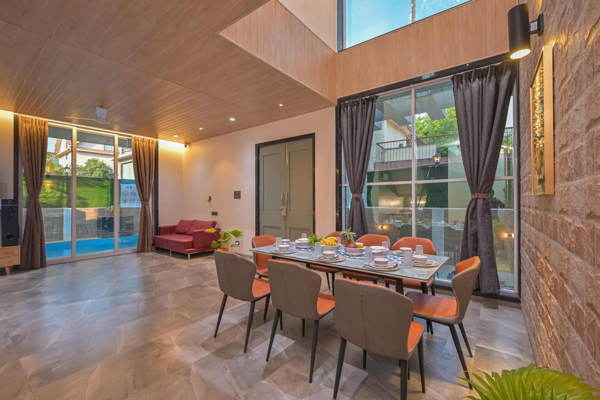 Elegant Villa By Tropicana Stays Lonavala Esterno foto