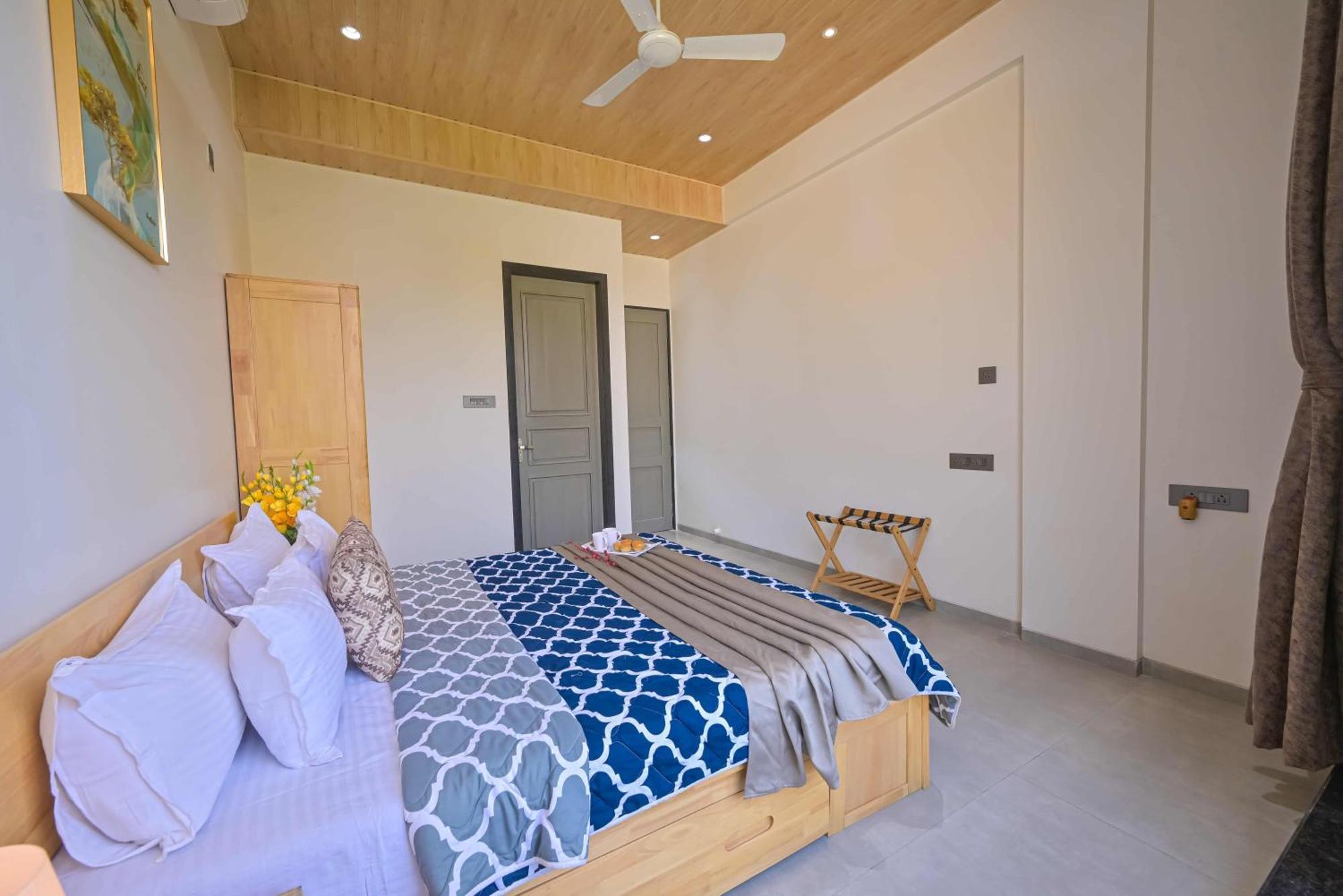 Elegant Villa By Tropicana Stays Lonavala Esterno foto